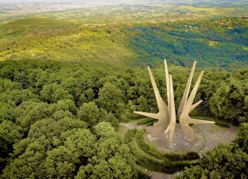 Kosmaj – Planina mira, istorije i pogleda na Šumadiju